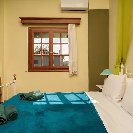 Selini 2nd Floor Panoramic Vineyard Views Kallithea (Zakynthos)