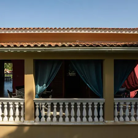 Selini 2nd Floor Panoramic Vineyard Views