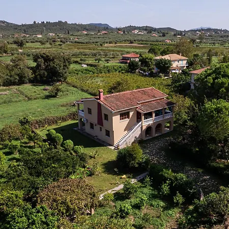 Selini 2nd Floor Panoramic Vineyard Views *