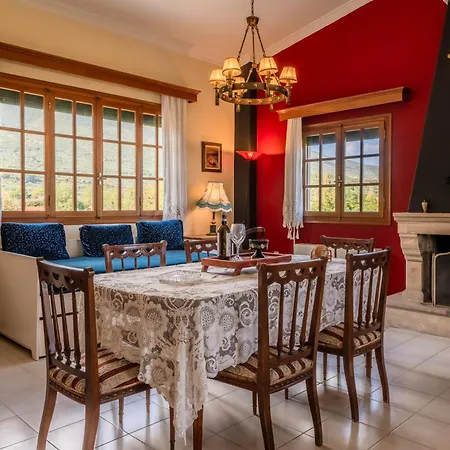 Selini 2nd Floor Panoramic Vineyard Views Tatil Evi